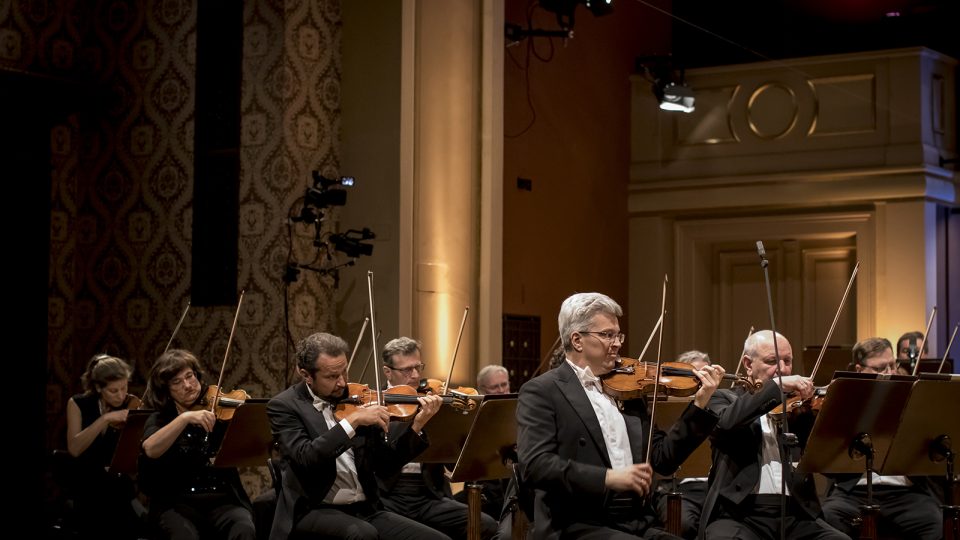 Queyras hraje Haydna a Čajkovského | Rudolfinum 19. dubna 2021