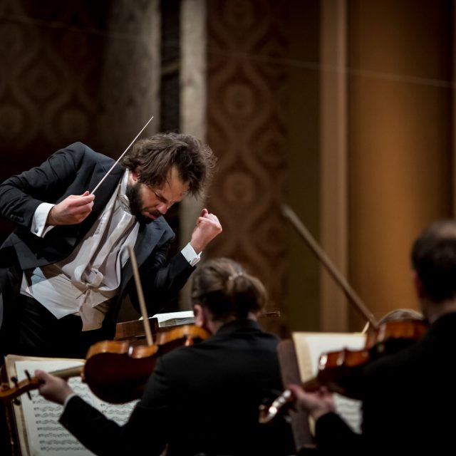 Petr Popelka a Symfonický orchestr Českého rozhlasu | foto: Vojtěch Brtnický,  Český rozhlas